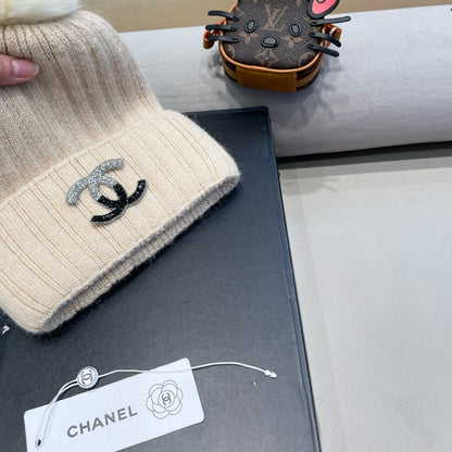 BEANIE HAT IN BISQUE BEIGE WOOL 426236