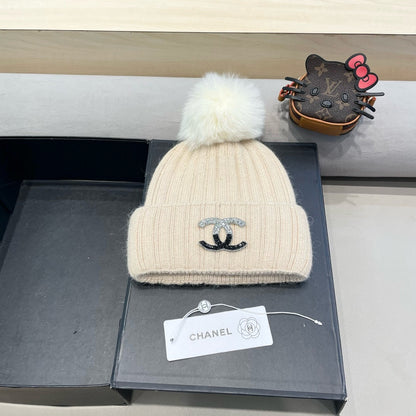 BEANIE HAT IN BISQUE BEIGE WOOL 426236