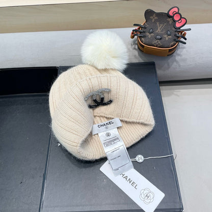 BEANIE HAT IN BISQUE BEIGE WOOL 426236