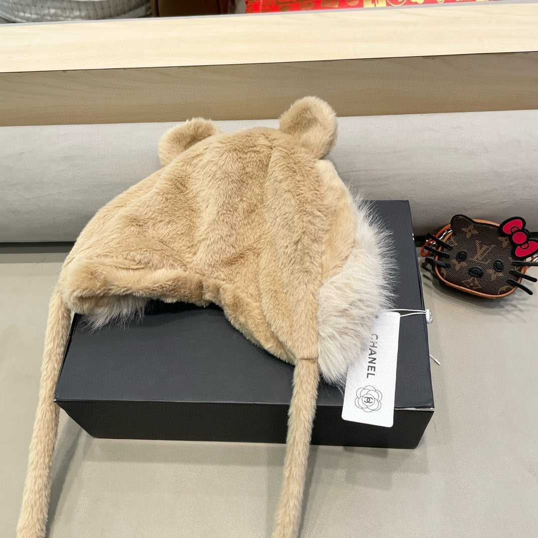 BEANIE HAT IN CAMEL BROWN LAMB FUR 426241