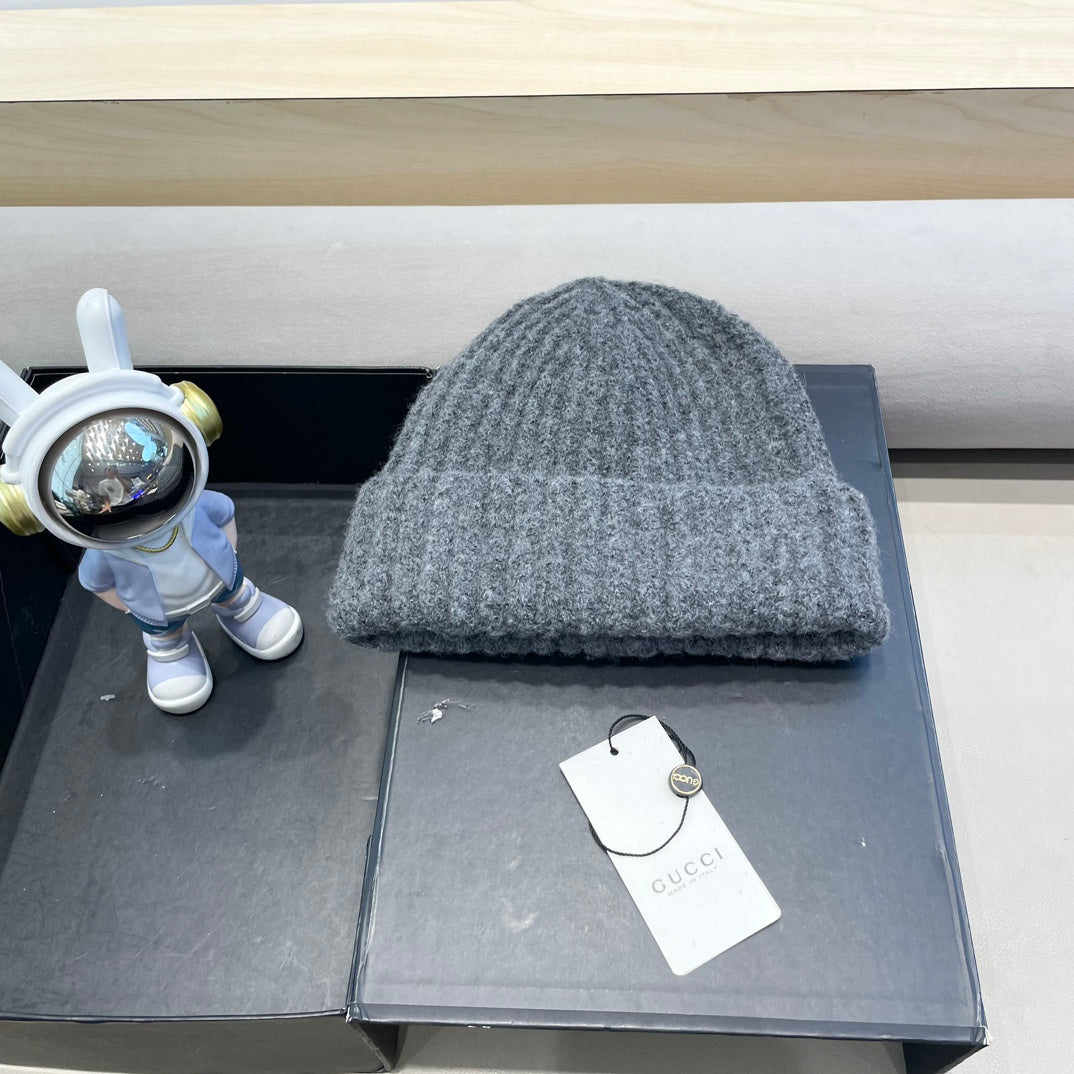 BEANIE HAT IN SHARK GRAY WOOL 434958