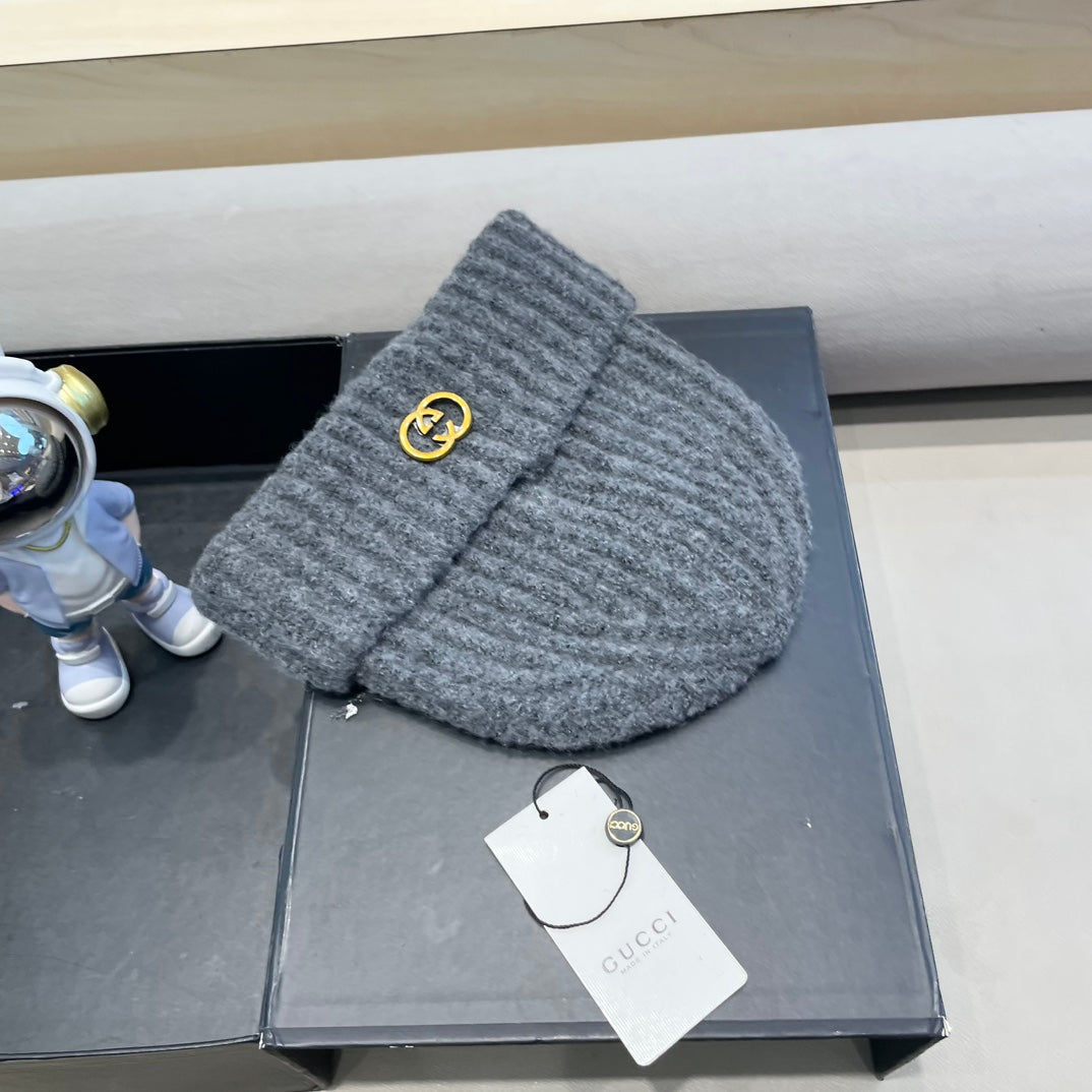 BEANIE HAT IN SHARK GRAY WOOL 434958