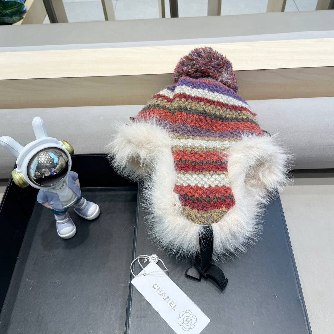 FLUFFY KNIT HAT WITH PLUSH LINING COLORFUL 428155