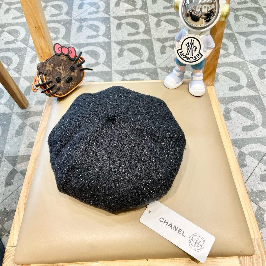 BERET HAT IN BLACK WOOL TWEED 430012