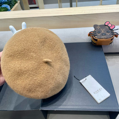 BERET HAT IN CAMEL BEIGE WOOL 430080