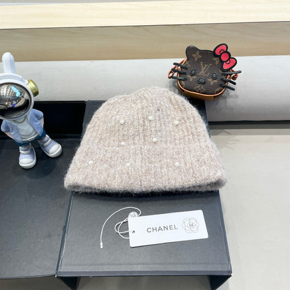 BEANIE HAT IN KHAKI BROWN WOOL 430084