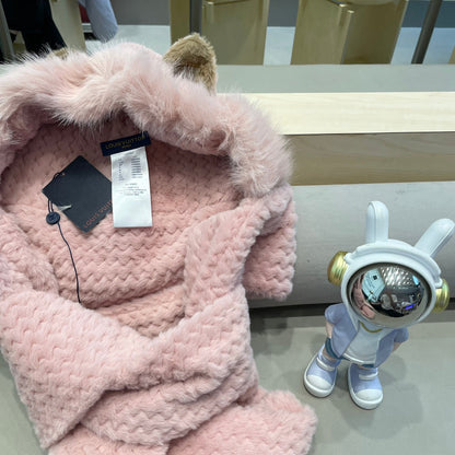 BEANIE HAT IN PASTEL PINK WOOL AND LAMB FUR 435072