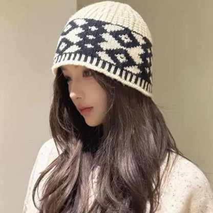 BEANIE HAT IN WHITE MIX BLACK WOOL 431697