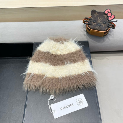 BUCKET HAT IN BEIGE MIX CAMEL BROWN PLUSH AND WOOL 433425