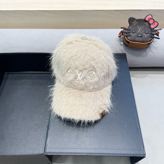 BASEBALL CAP IN BEIGE RABBIT FUR 434938