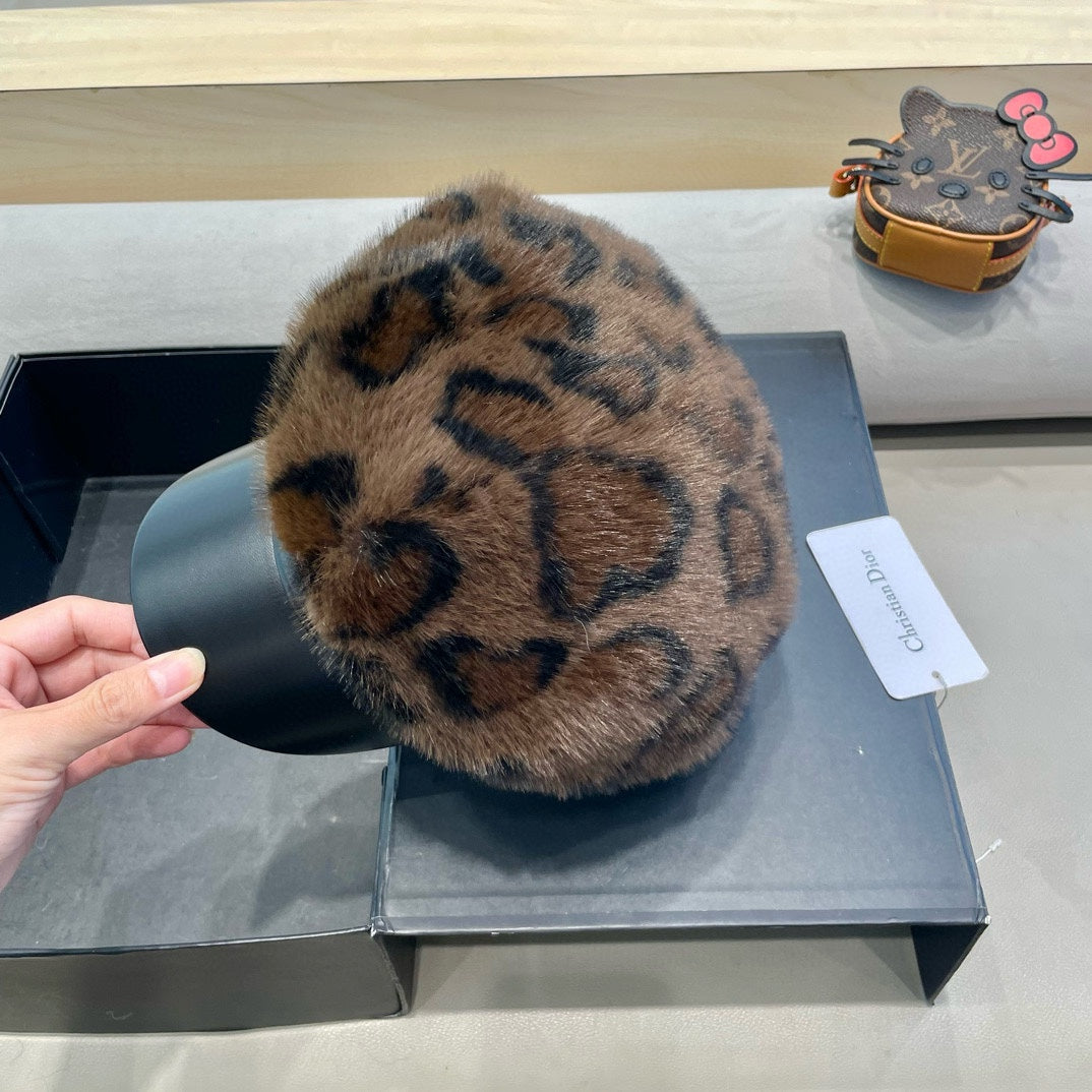 BAKER BOY HAT IN BROWN MINK FUR 438088