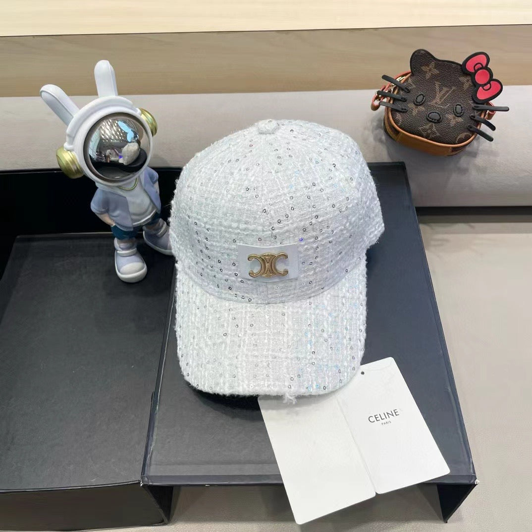 BASEBALL CAP MODEL 650507 IN WHITE TEXTURED SPARKLE FABRIC