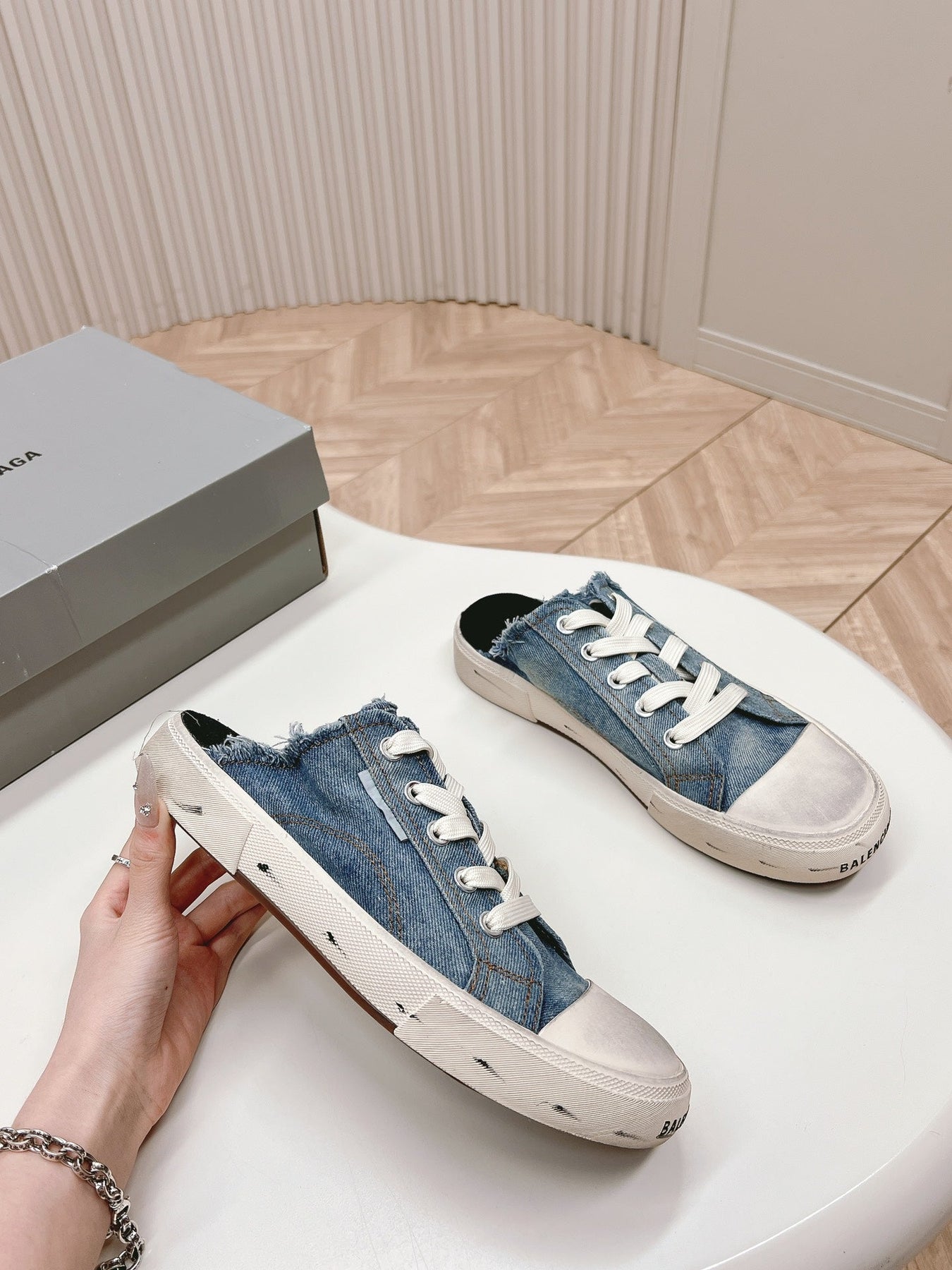 PARIS MULES IN BLUE DESTROYED DENIM AND RUBBER