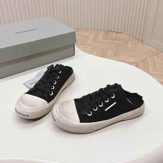 PARIS MULES IN BLACK DESTROYED DENIM AND RUBBER