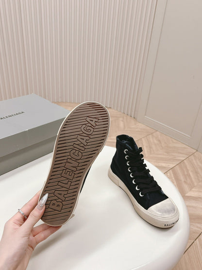 BLACK CANVAS HIGH-TOP SNEAKERS LOGO GRAFFITI