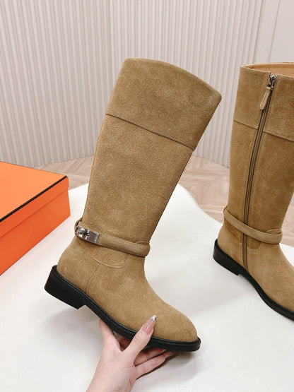 KNEE HIGH BOOTS IN CIDER BROWN SUEDE WITH SILVER BUCKLE