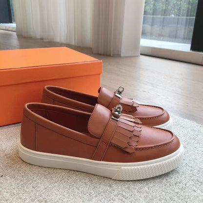 GAME SLIP-ON SNEAKER CARAMEL WITH TASSELS CALFSKIN