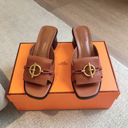 ILOT 45 SANDAL CARAMEL CALFSKIN
