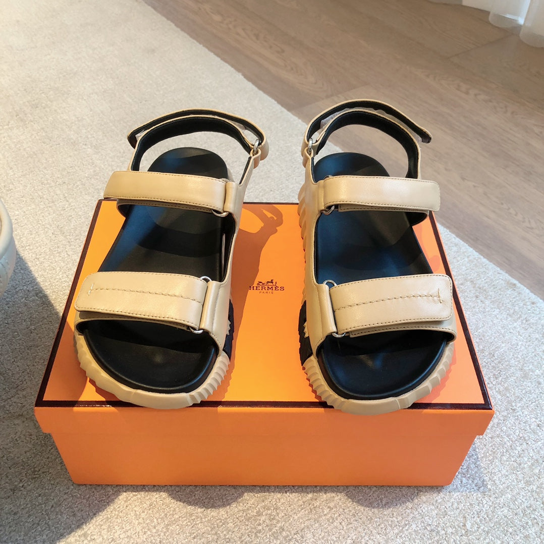 DAD SANDALS IN TUSCAN BEIGE CALFSKIN AND RUBBER
