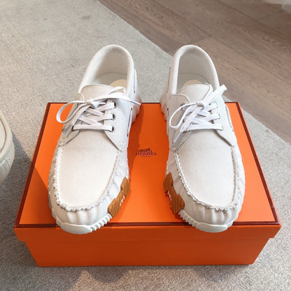 KETCH SNEAKER IN PALE GRAY SUEDE