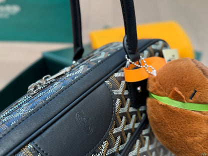 SAINT MARTIN BAG 34 IN BLACK GOYARDINE CANVAS AND CALFSKIN