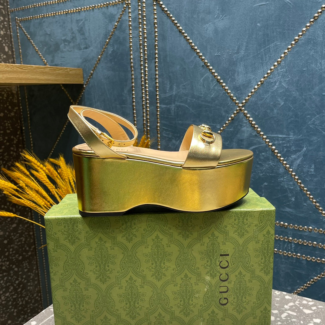 GG HORSEBIT FLATFORM SANDAL METALLIC GOLD CALFSKIN