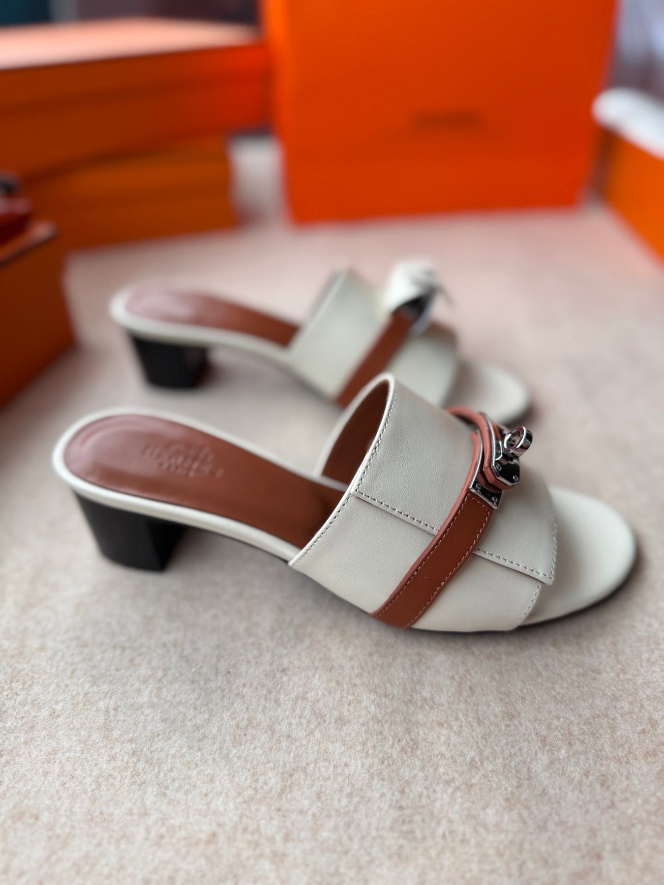 HIGH MULES IN WHITE CALFSKIN