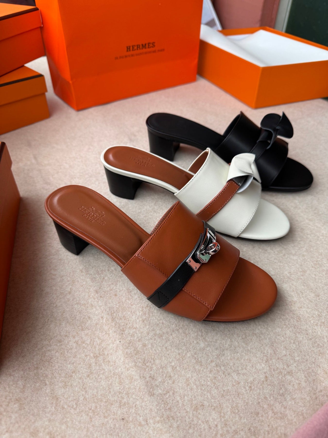 HIGH MULES IN WHITE CALFSKIN