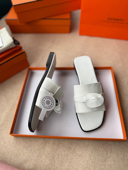 0RAN SANDALS IN WHITE CALFSKIN