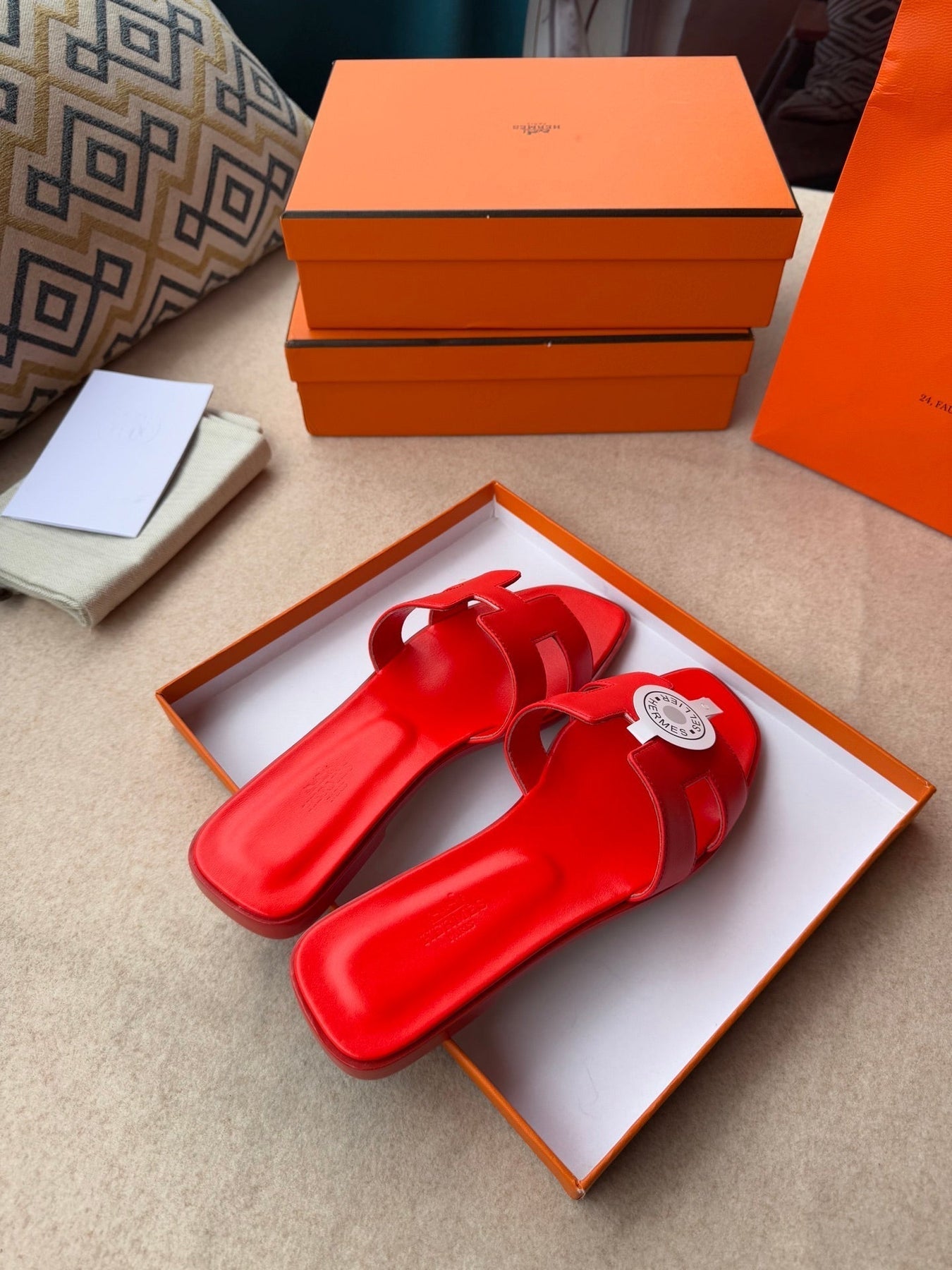 0RAN SANDALS IN CHERRY RED CALFSKIN