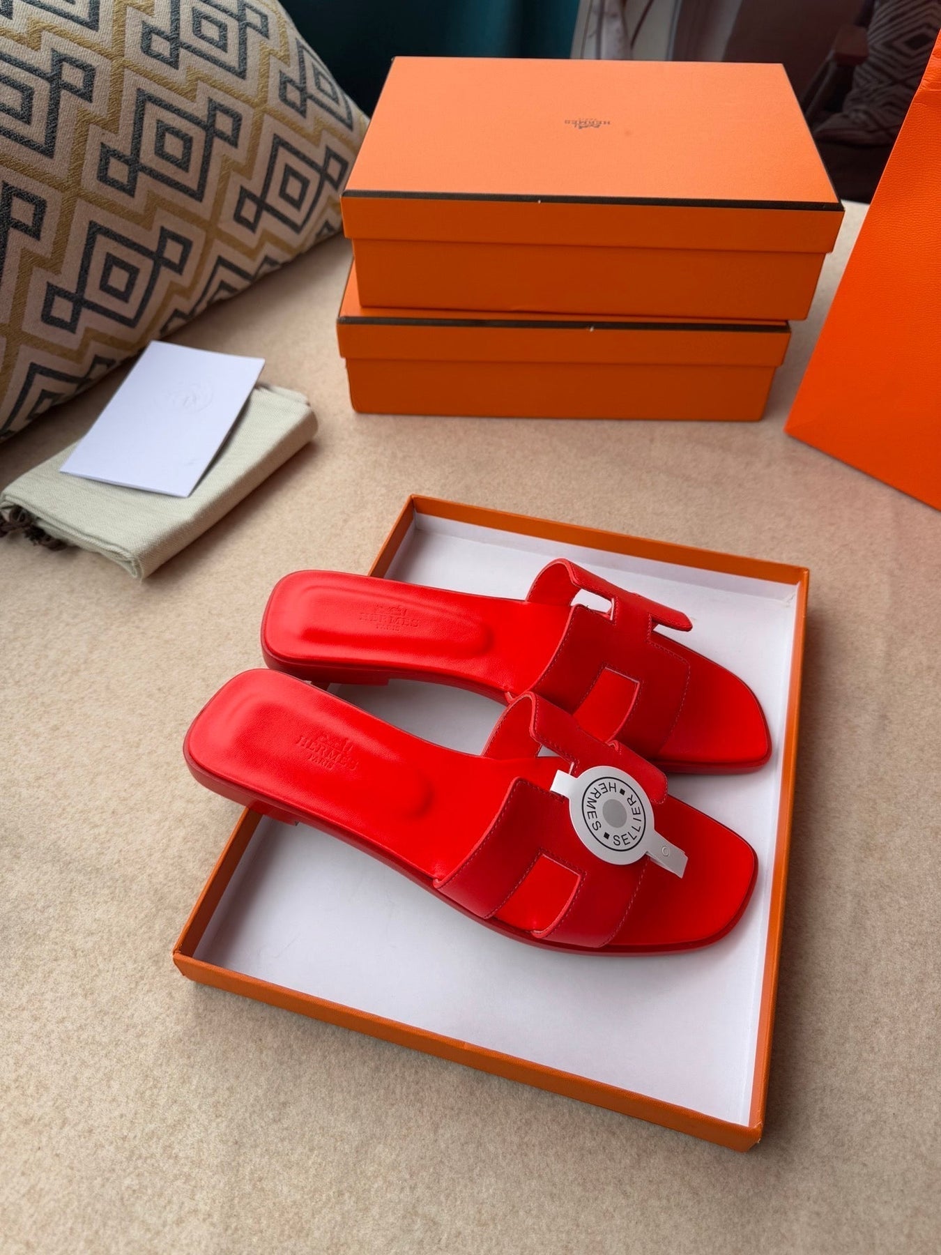 0RAN SANDALS IN CHERRY RED CALFSKIN