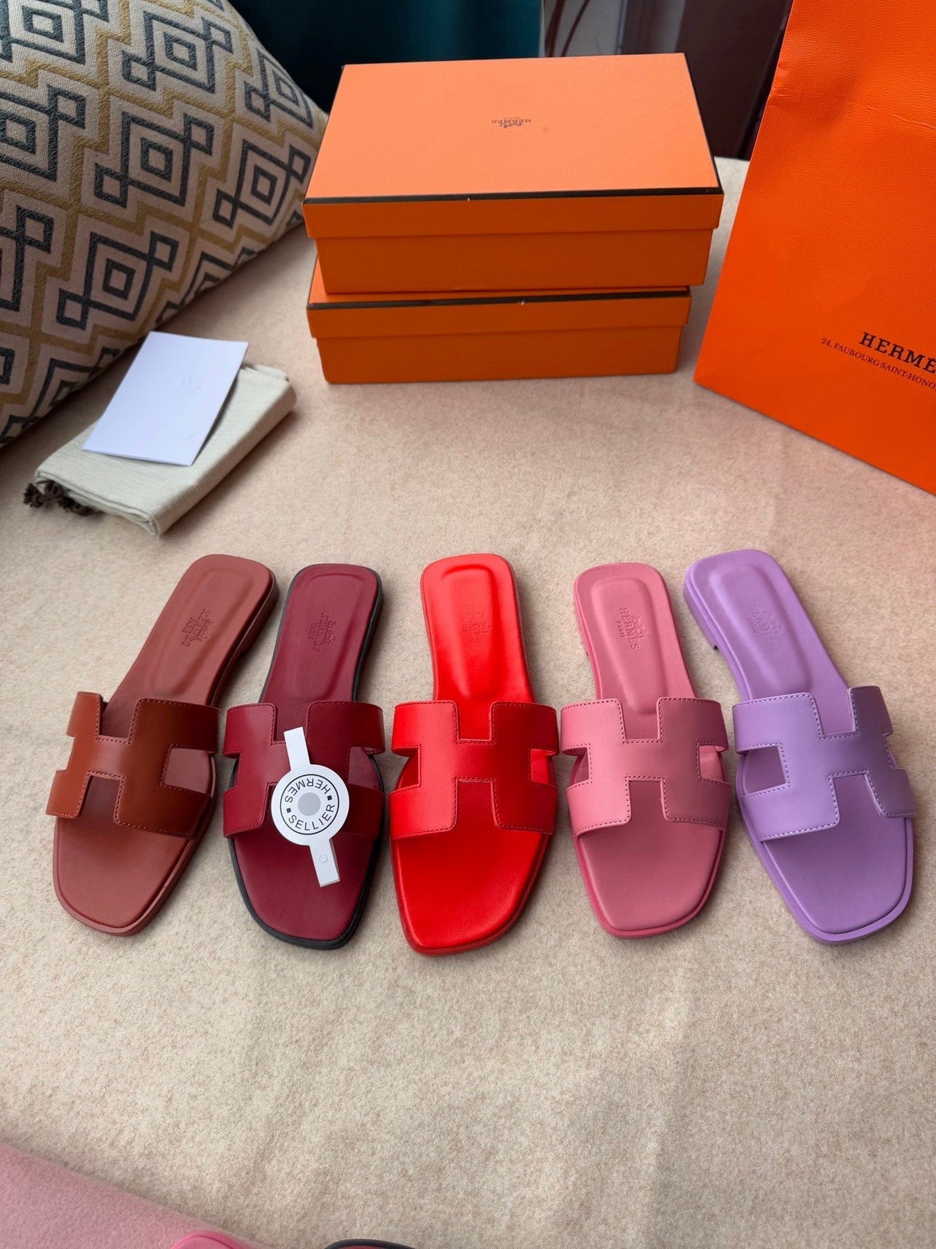 0RAN SANDALS IN LILAC PURPLE CALFSKIN