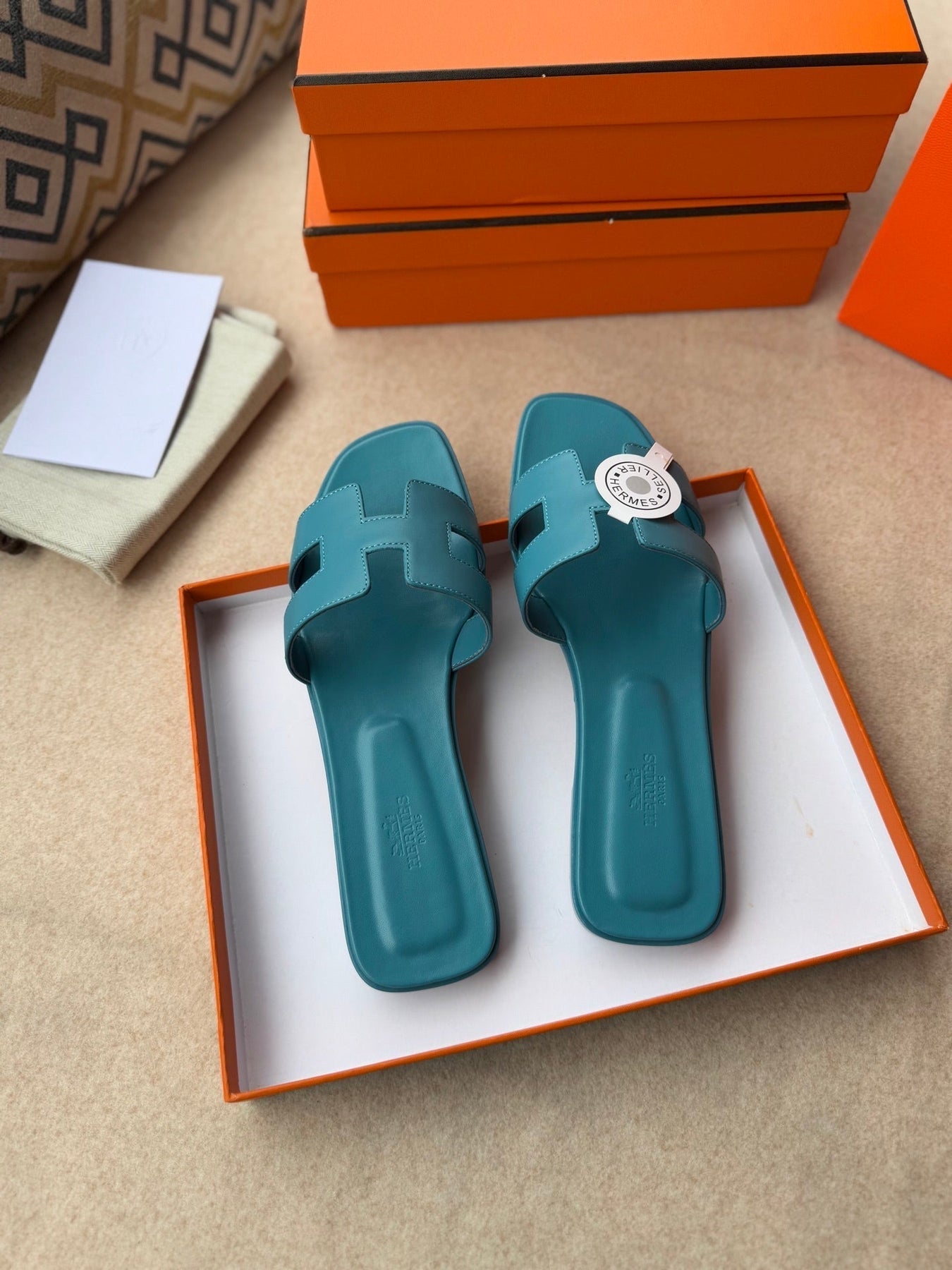 0RAN SANDALS IN SAPPHIRE BLUE CALFSKIN