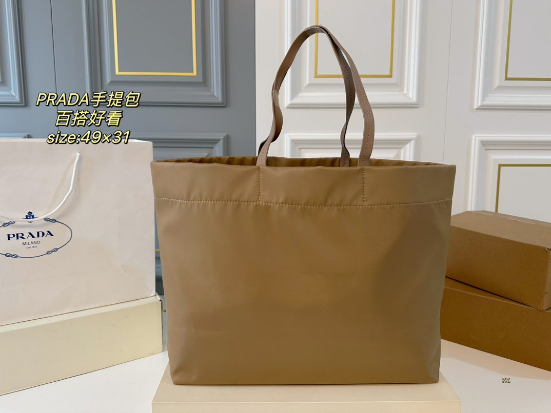 PRA 49 TOTE BAG IN CAMEL BROWN RE-NYLON
