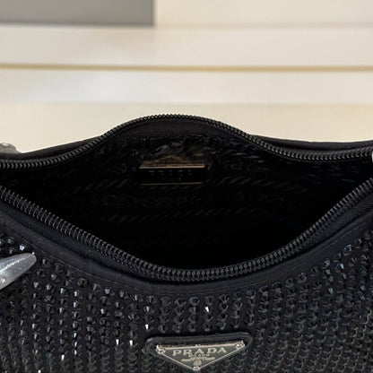 RE-EDITION HOBO SHOULDER BAG 21 IN BLACK STUDDED RE-NYLON