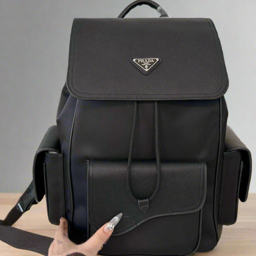 FRONT POCKET BACKPACK 42 IN BLACK CALFSKIN