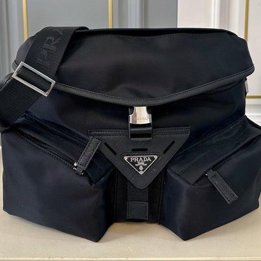 BELT SHOULDER BAG 30 IN BLACK RE-NYLON