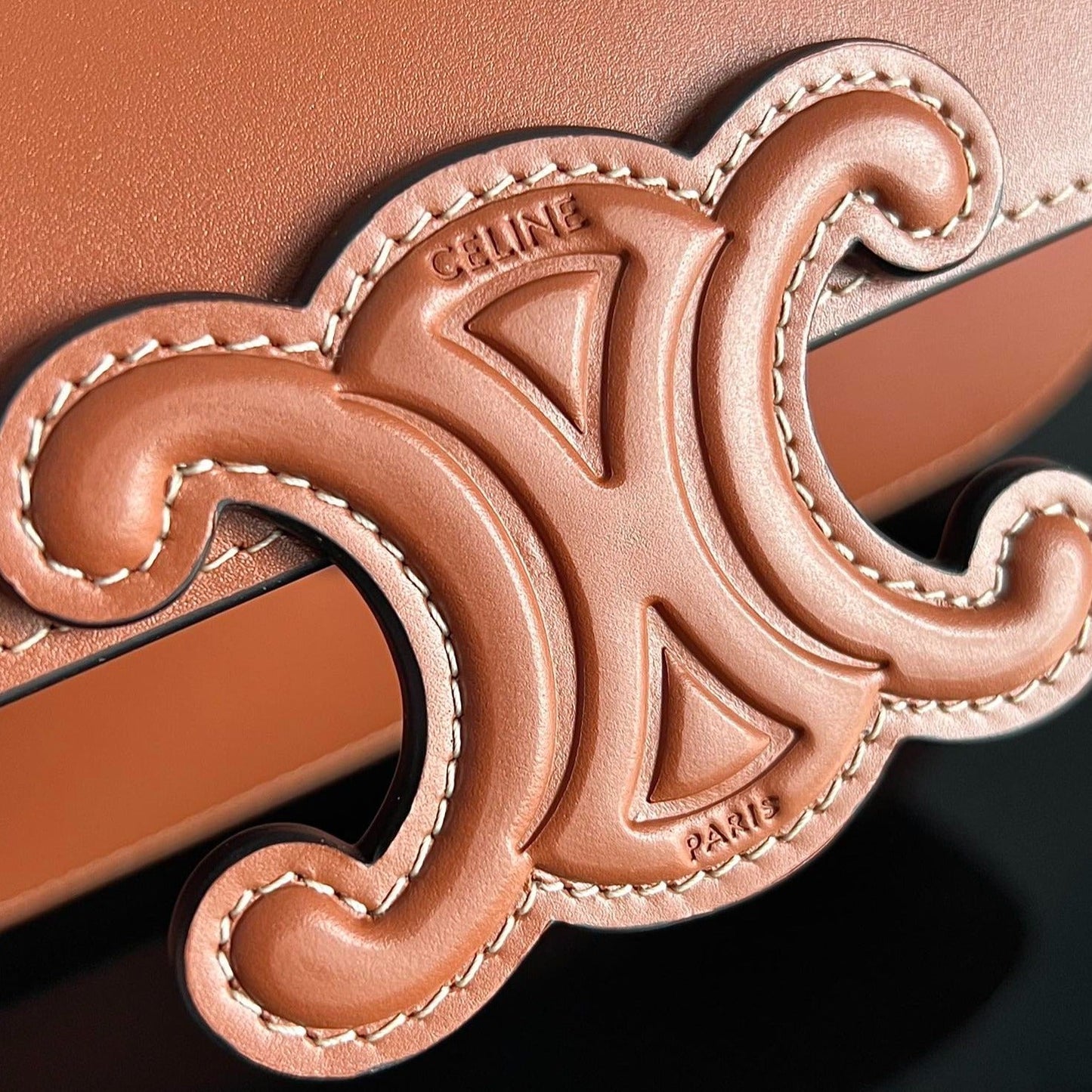 CLASSIQUE TRIOMPHE 22 TAN SMOOTH CALFSKIN