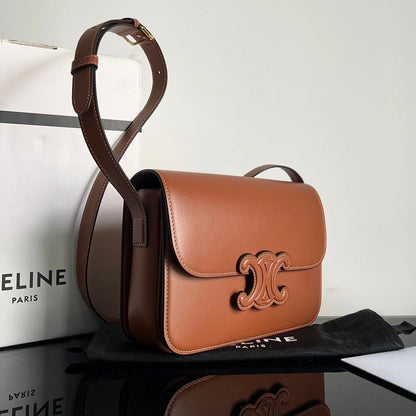 CLASSIQUE TRIOMPHE 22 TAN SMOOTH CALFSKIN