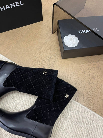 ANKLE BOOTS IN BLACK SUEDE AND CALFSKIN 963148