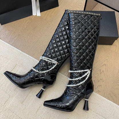 KNEE HIGH BOOTS 8 CM IN BLACK CALFSKIN WITH PEARL CHAIN