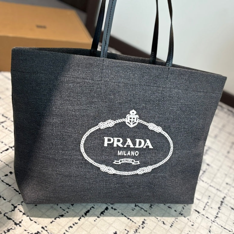 CANAPA LARGE TOTE BAG 38 IN DARK GREY RE-NYLON