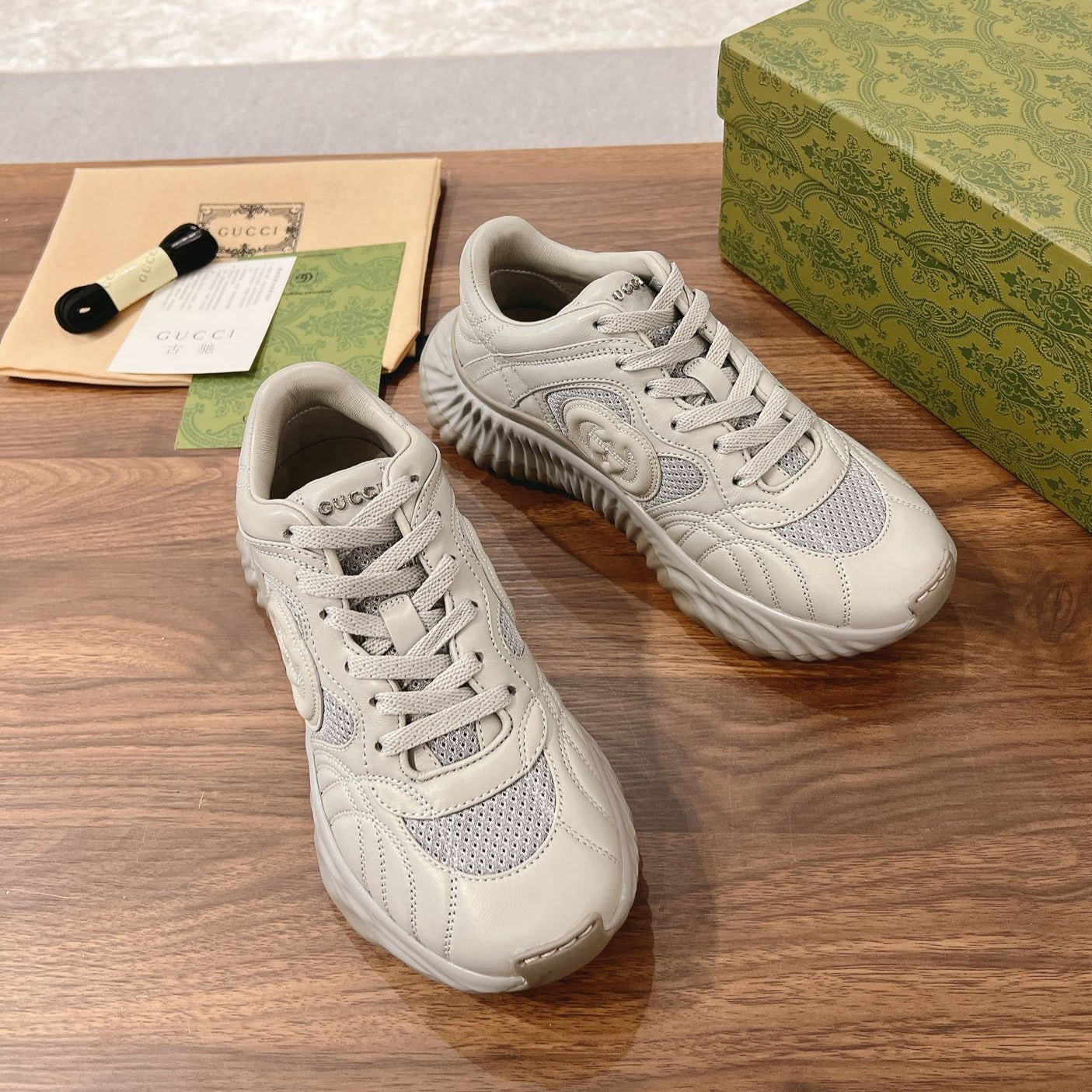 GG RIPPLE SNEAKER CLOUD GRAY