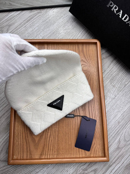 BEANIE HAT IN WHITE WOOL AND RABBIT FUR 436399