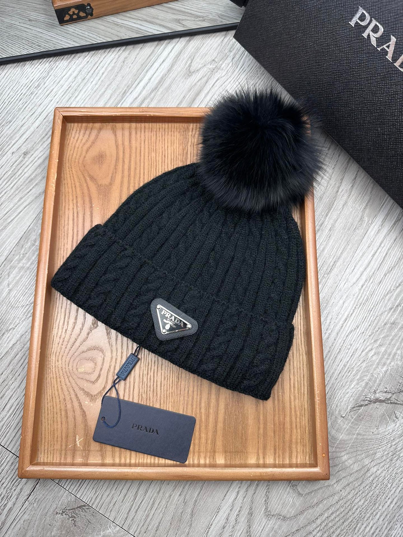 BEANIE HAT IN BLACK WOOL 352368