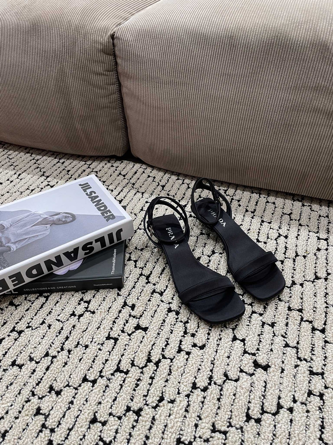 PRA TRIANGLE HEEL SATIN SANDALS BLACK