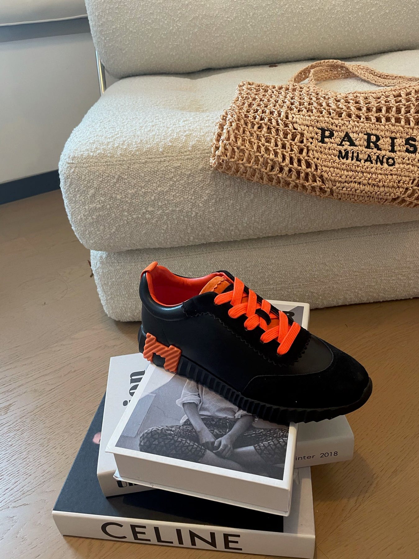 BOUNCING SNEAKERS BLACK CALFSKIN WITH ORANGE LACES