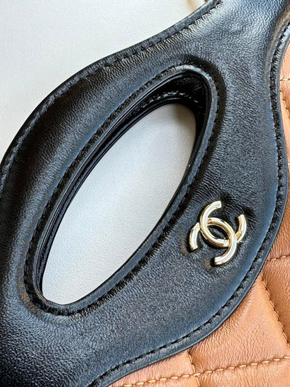 MINI SHOPPING BAG 20 IN BLACK MIX TAWNY BROWN LAMBSKIN GOLD-TONE METAL