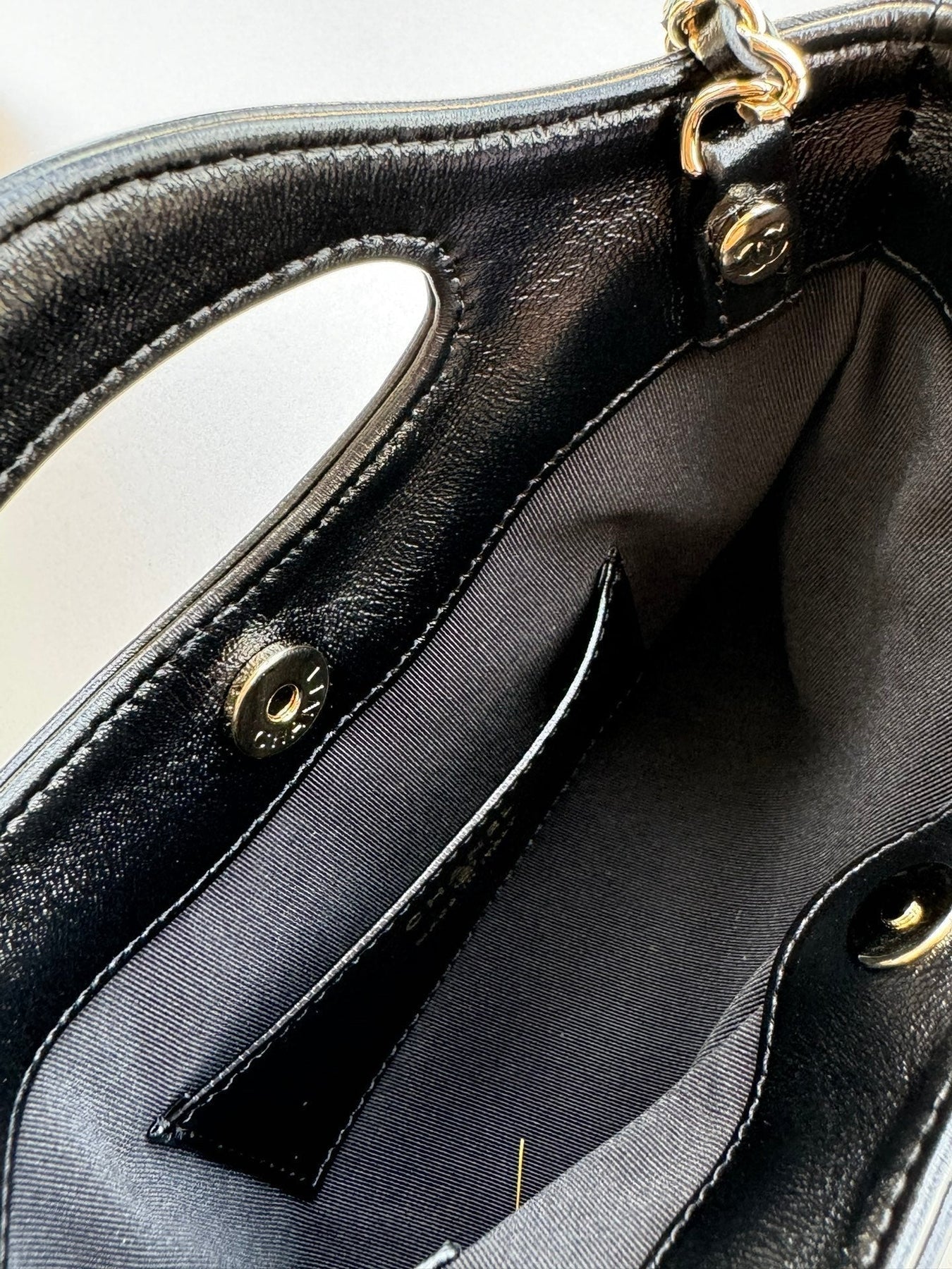 MINI SHOPPING BAG 20 IN BLACK MIX TAWNY BROWN LAMBSKIN GOLD-TONE METAL