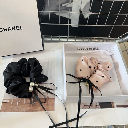 BLUSH PINK WRINKLE FABRIC SCRUNCHIE 358313